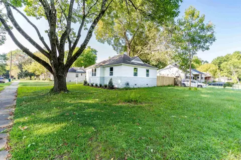 1543 Rebecca St, Memphis, TN 38111