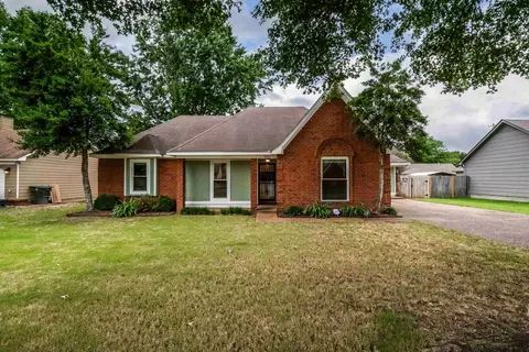 3009 Lauren Dr, Bartlett, TN 38133
