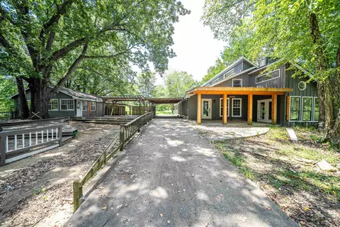 1545 Clay Pond Rd, Oakland, TN 38060