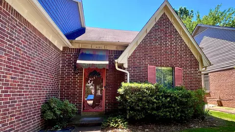 4181 Hickory Grove Dr, Memphis, TN 38141