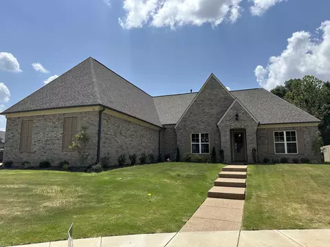 85 Betsy Valley Dr, Oakland, TN 38060