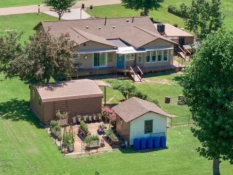 90 Junior Dr, Covington, TN 38019 photo 3