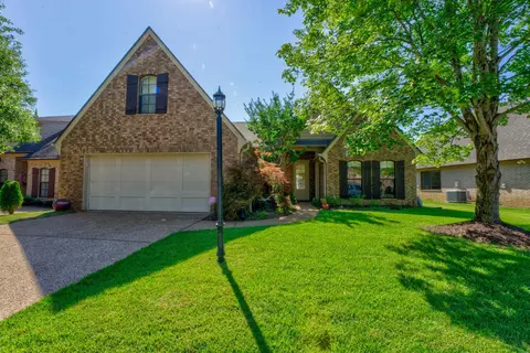 3184 Sea Ray Ln, Lakeland, TN 38002