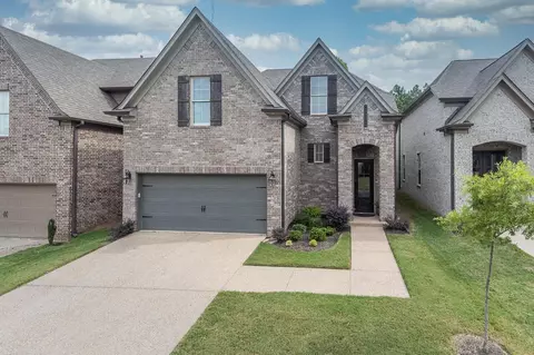 7270 Winter Gate Dr, Cordova, TN 38018