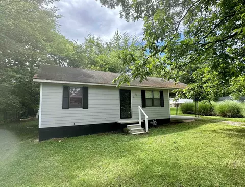 165 Avery St, Gates, TN 38037