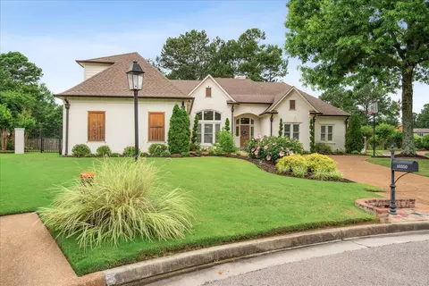 10350 Plantation Elm Cv, Collierville, TN 38017
