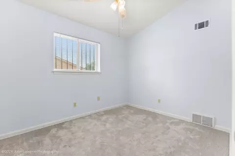 4476 Double Tree Rd, Memphis, TN 38109 photo 10