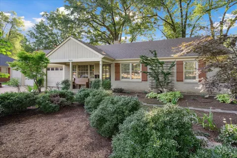 964 Ivy Rd, Memphis, TN 38117