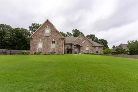 35 Blackhill Cv, Oakland, TN 38060