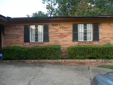 2392 Bridgeport Dr, Memphis, TN 38114
