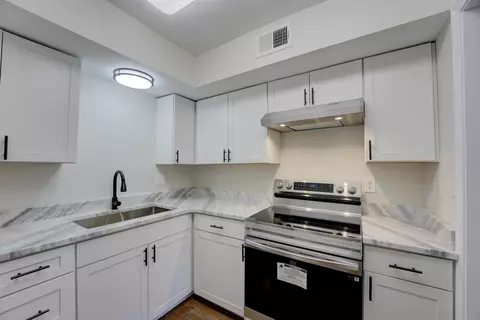 3388 Lord Dunmore Cv #3388, Bartlett, TN 38134