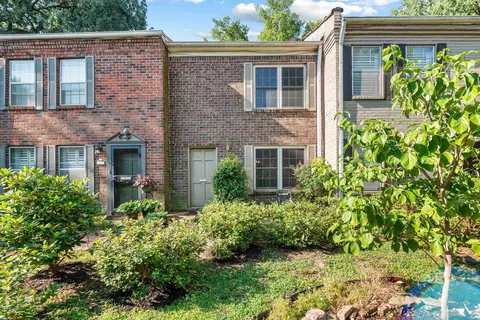 534 Peabody Sq #534, Memphis, TN 38104