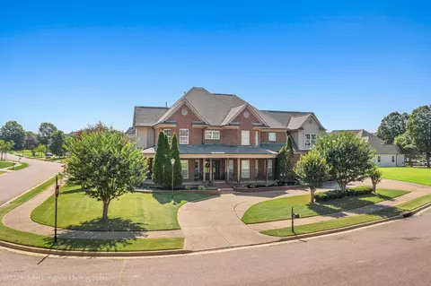 6324 Moondance Dr, Olive Branch, MS 38654