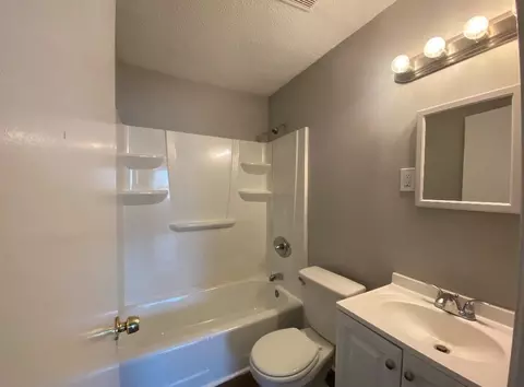 4034 Rhodes Ave, Memphis, TN 38111