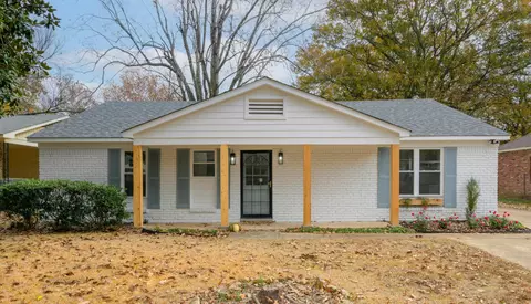580 N Oak Grove Rd, Memphis, TN 38120