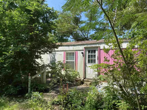 395 West Dr, Savannah, TN 38372