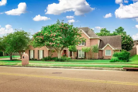 8993 Raspberry Ln, Cordova, TN 38016