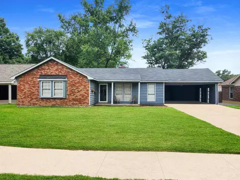 6377 Barwick Dr, Bartlett, TN 38134