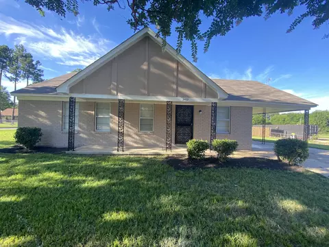 3472 Ridgemont Rd, Memphis, TN 38128