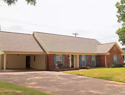156 Colegrove St, Memphis, TN 38120