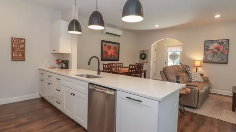267 W Deaderick St, Jackson, TN 38305 photo 8