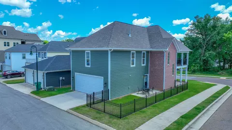 267 W Deaderick St, Jackson, TN 38305 photo 3