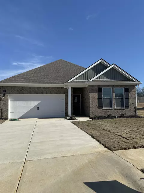 150 Arrowwood Trl, Oakland, TN 38060