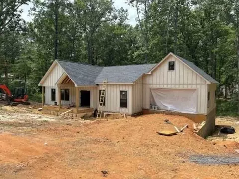 60 Falling Leaf Ln, Counce, TN 38326
