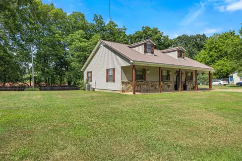 101 E Ash St, Iuka, MS 38852 photo 2