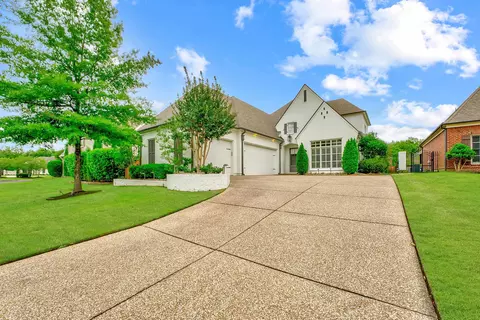 1668 De Haig Ln, Collierville, TN 38017
