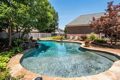 1373 Tuscumbia Rd, Collierville, TN 38017