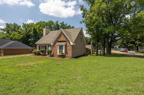 3747 Rippling Creek Ln, Memphis, TN 38135
