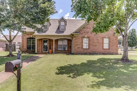 35 Greer Ln, Oakland, TN 38060