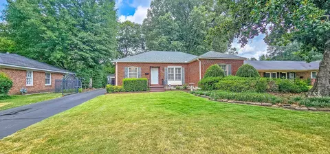 5246 Quince Rd, Memphis, TN 38117