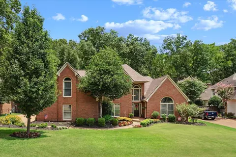 1840 Wood Oak Dr, Cordova, TN 38016