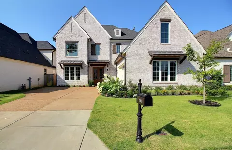 1741 Chadwick Farms Loop S, Collierville, TN 38017