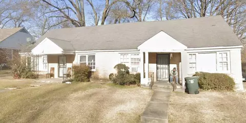 1388 W Lexington Cir, Memphis, TN 38107