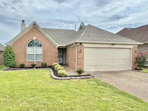 6938 Country Walk Dr, Cordova, TN 38018