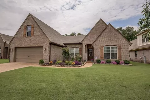 7865 Country Lake Dr, Bartlett, TN 38133