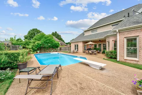454 Canal Loop Turn Dr, Collierville, TN 38017