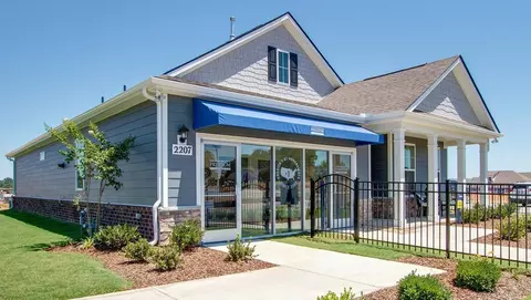130 Arrowwood Trl, Oakland, TN 38060