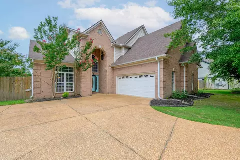 5085 Summer Mist Cv, Arlington, TN 38002