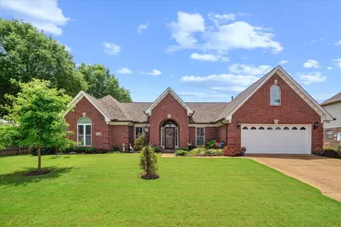 9333 Breakstone Cv, Collierville, TN 38017