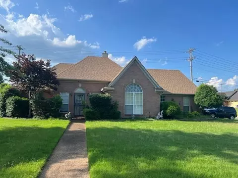 8460 Trinity Rd, Memphis, TN 38018