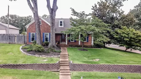 1763 Bryn Mawr Cir, Germantown, TN 38138