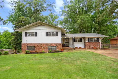 1741 Georgian Dr, Memphis, TN 38127