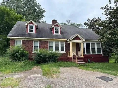 3439 Lakeview Rd, Memphis, TN 38116