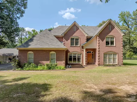 9020 Forest Meadows Dr, Memphis, TN 38125