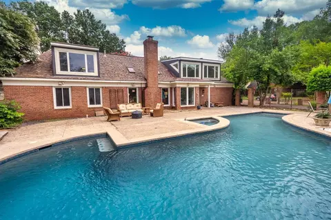 2997 S Savannah Way, Germantown, TN 38138