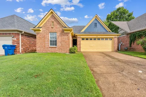 1160 Cross Valley Cv, Cordova, TN 38018